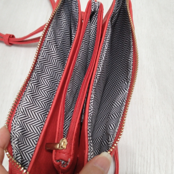 Red Crossbody Bag/Clutch - new never used - Picture 3 of 4